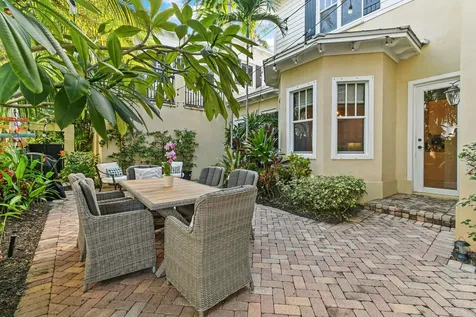 256 W Bay Cedar Circle Jupiter FL 33458