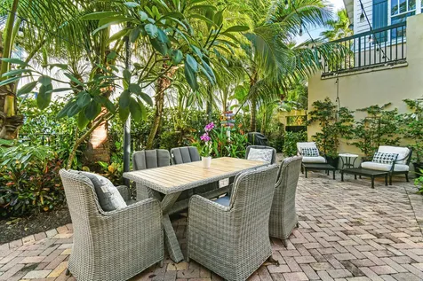 256 W Bay Cedar Circle Jupiter FL 33458