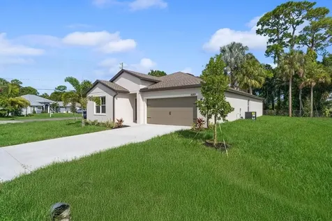 1689 SW Abingdon Avenue Port Saint Lucie FL 34953