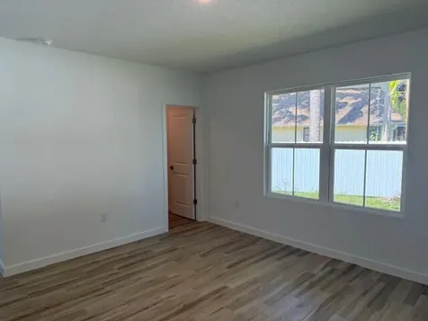 1689 SW Abingdon Avenue Port Saint Lucie FL 34953
