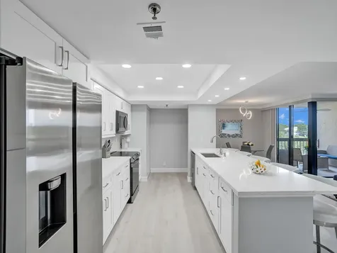 955 Egret Circle Delray Beach FL 33444