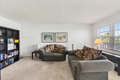 321 Fanshaw H Boca Raton FL 33434