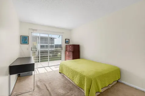321 Fanshaw H Boca Raton FL 33434