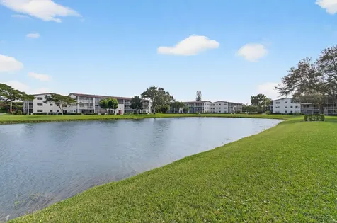 321 Fanshaw H Boca Raton FL 33434