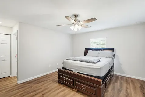 521 Nw Colonial Street Port Saint Lucie FL 34983