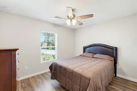 521 Nw Colonial Street Port Saint Lucie FL 34983