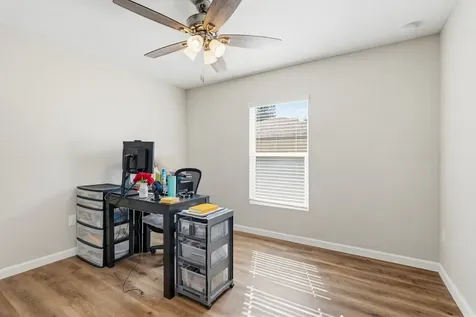 521 Nw Colonial Street Port Saint Lucie FL 34983