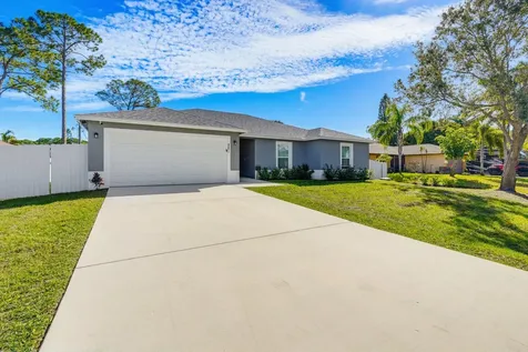 521 Nw Colonial Street Port Saint Lucie FL 34983