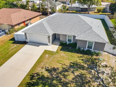 521 Nw Colonial Street Port Saint Lucie FL 34983