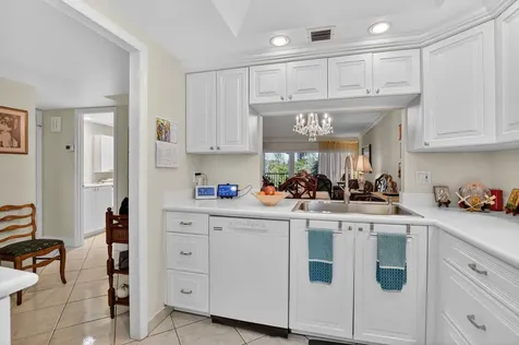 1537 E Hillsboro Boulevard Deerfield Beach FL 33441