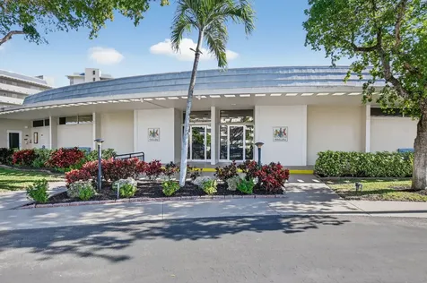 1537 E Hillsboro Boulevard Deerfield Beach FL 33441