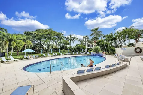 1537 E Hillsboro Boulevard Deerfield Beach FL 33441