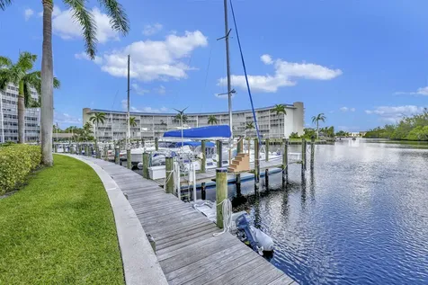 1537 E Hillsboro Boulevard Deerfield Beach FL 33441