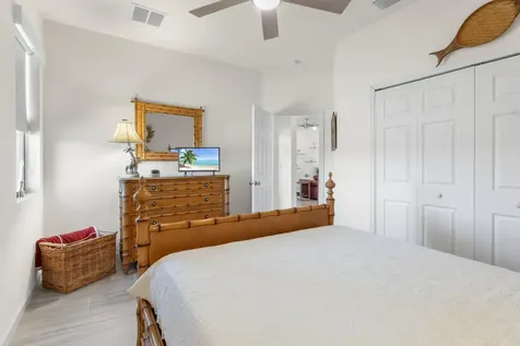 80 56th Court Vero Beach FL 32968