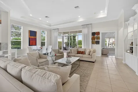 502 Via Toledo Palm Beach Gardens FL 33418