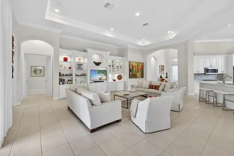 502 Via Toledo Palm Beach Gardens FL 33418