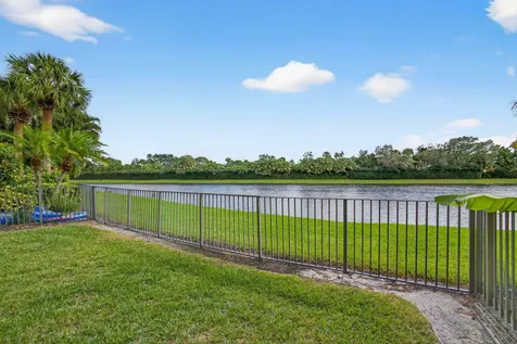 502 Via Toledo Palm Beach Gardens FL 33418