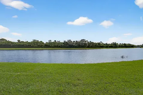 502 Via Toledo Palm Beach Gardens FL 33418