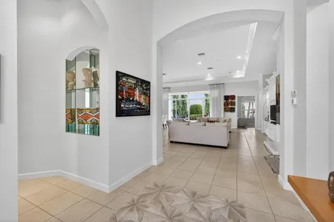 502 Via Toledo Palm Beach Gardens FL 33418