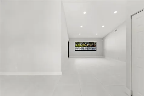20221 Nw 8th Street Pembroke Pines FL 33029
