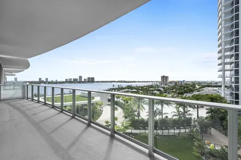 220 Lake Shore Drive Lake Park FL 33403