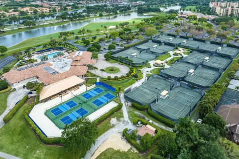 6626 Via Regina Boca Raton FL 33433