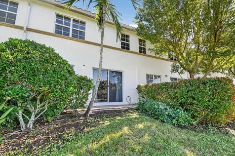 4545 Tara Cove Way West Palm Beach FL 33417