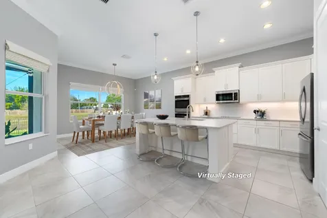 4777 Four Lakes Circle Vero Beach FL 32968