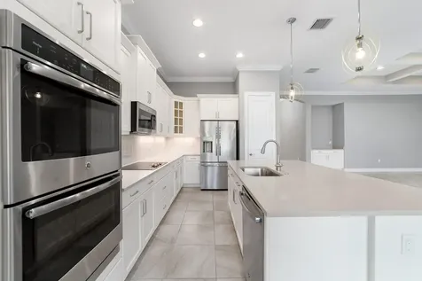 4777 Four Lakes Circle Vero Beach FL 32968