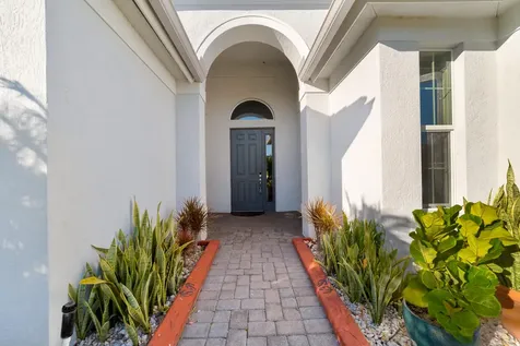 4777 Four Lakes Circle Vero Beach FL 32968