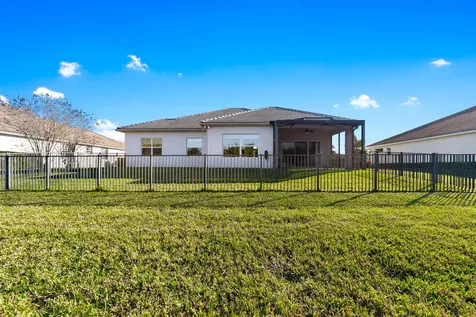 4777 Four Lakes Circle Vero Beach FL 32968