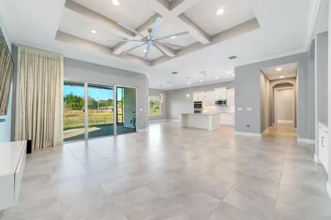 4777 Four Lakes Circle Vero Beach FL 32968