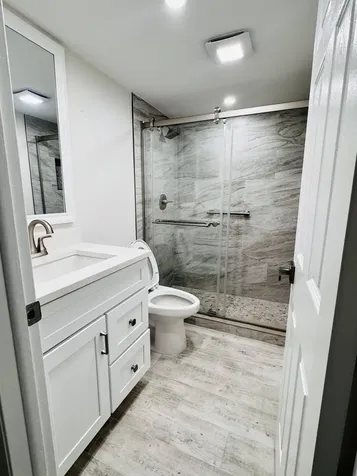 293 Flanders G Delray Beach FL 33484