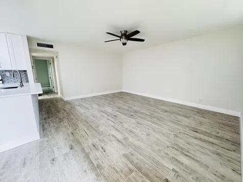 293 Flanders G Delray Beach FL 33484