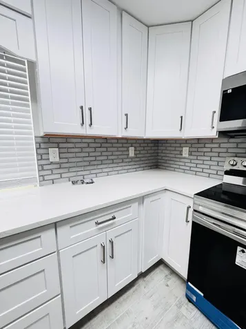293 Flanders G Delray Beach FL 33484