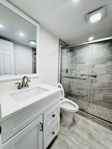 293 Flanders G Delray Beach FL 33484