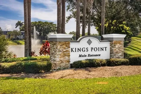 293 Flanders G Delray Beach FL 33484
