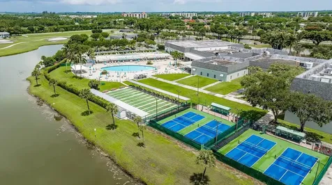 293 Flanders G Delray Beach FL 33484