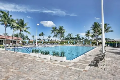 293 Flanders G Delray Beach FL 33484