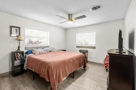 907 Antigua Avenue Fort Pierce FL 34982