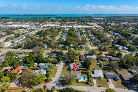 907 Antigua Avenue Fort Pierce FL 34982