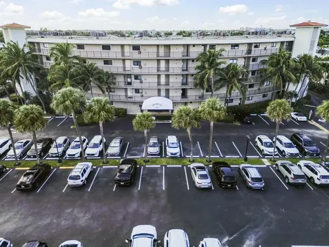 3605 S Ocean Boulevard South Palm Beach FL 33480