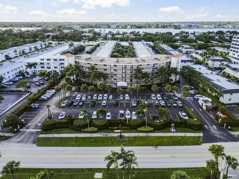 3605 S Ocean Boulevard South Palm Beach FL 33480