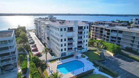 3230 S Ocean Boulevard Palm Beach FL 33480