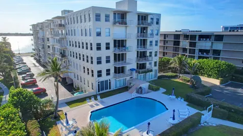 3230 S Ocean Boulevard Palm Beach FL 33480