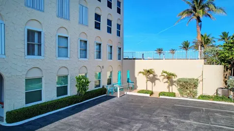 3230 S Ocean Boulevard Palm Beach FL 33480