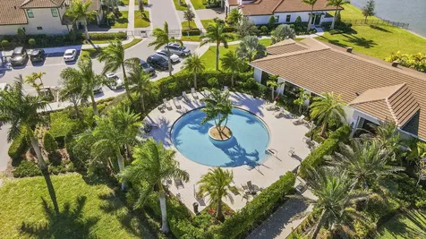 9091 Sw Arco Way Port Saint Lucie FL 34987