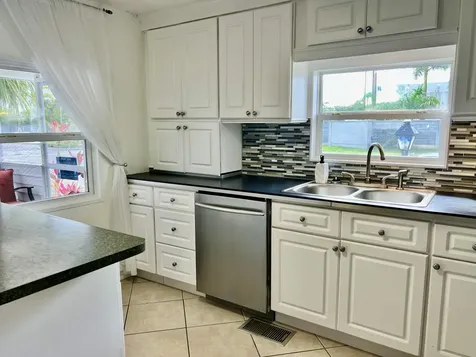 3225 South Street Hollywood FL 33021