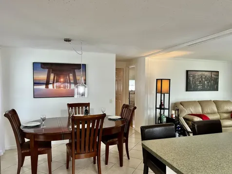 3225 South Street Hollywood FL 33021