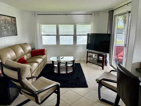 3225 South Street Hollywood FL 33021
